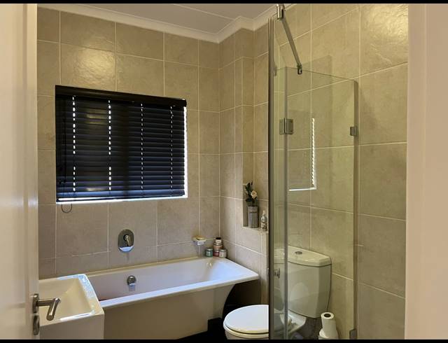 2 BEDROOM APARTMENT FOR SALE IN NORTH RIDING